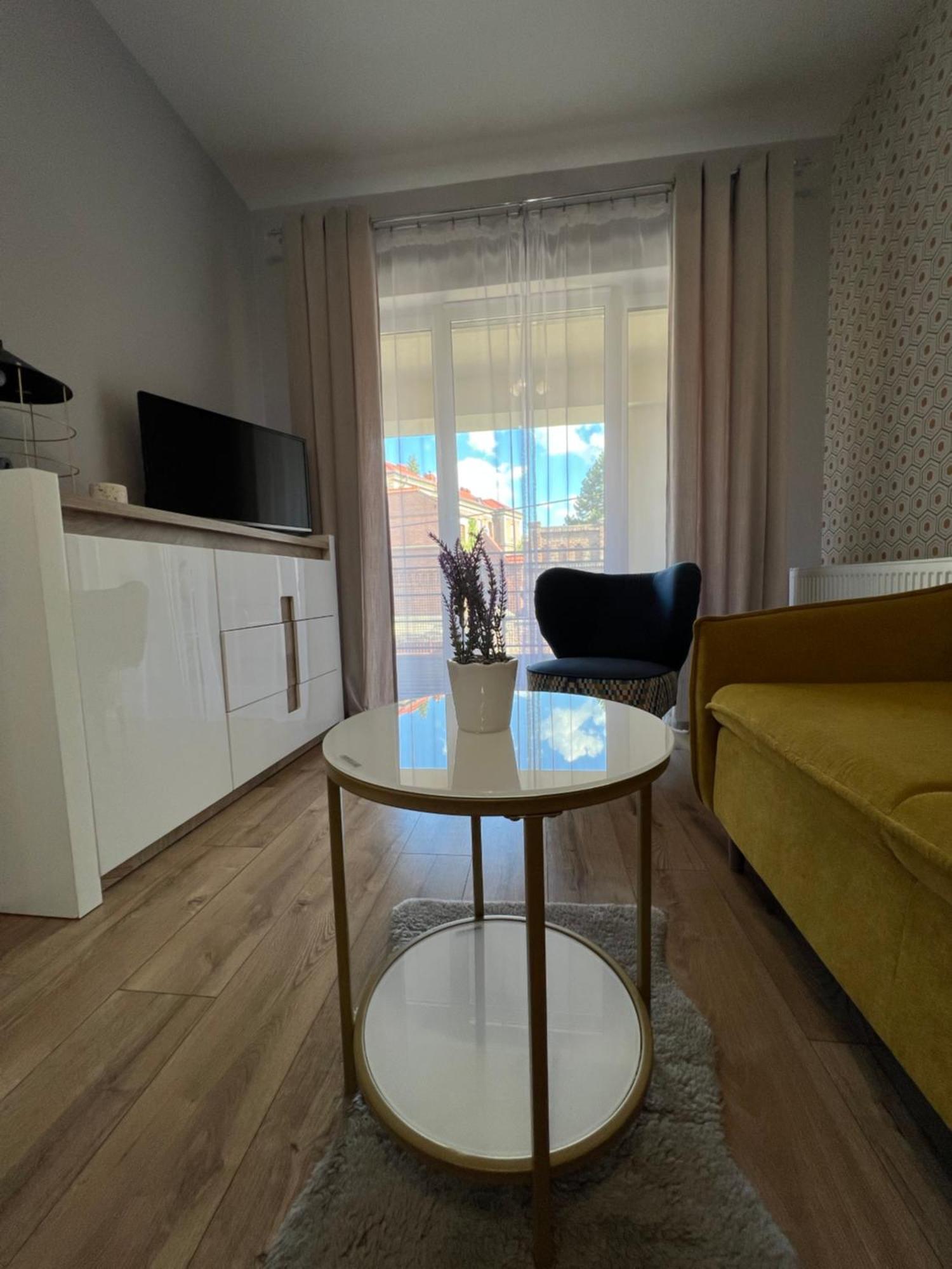 Apartament Alexa Na Tatarskiej A แชมิตช์ ภายนอก รูปภาพ